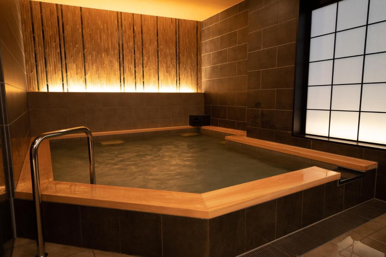 Almont Hotel Nippori Tokyo Bagian luar foto