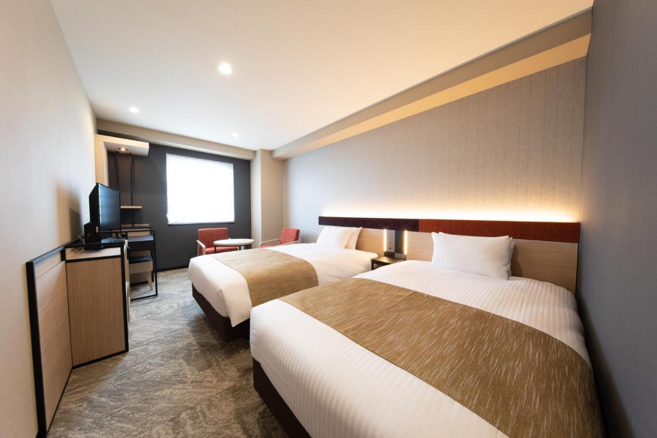 Almont Hotel Nippori Tokyo Bagian luar foto